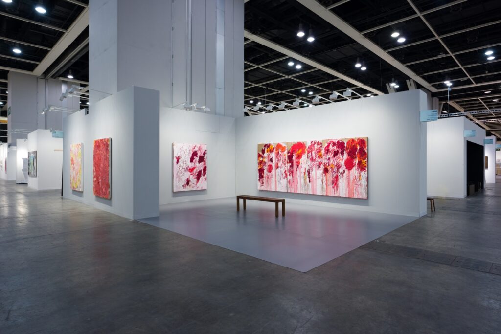 Aida Tomescu, Installation view 9, Art Basel Hong Kong, Booth 1D48, 2022